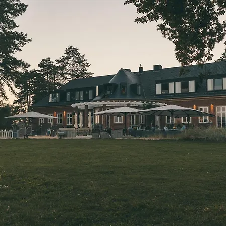 Hotel Strandleben-3